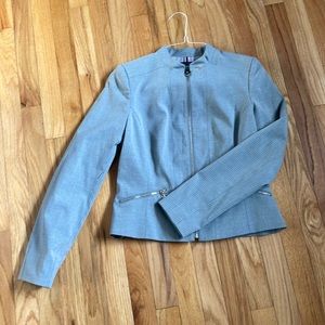 A blazer for the days you want to look all business but without any hassle